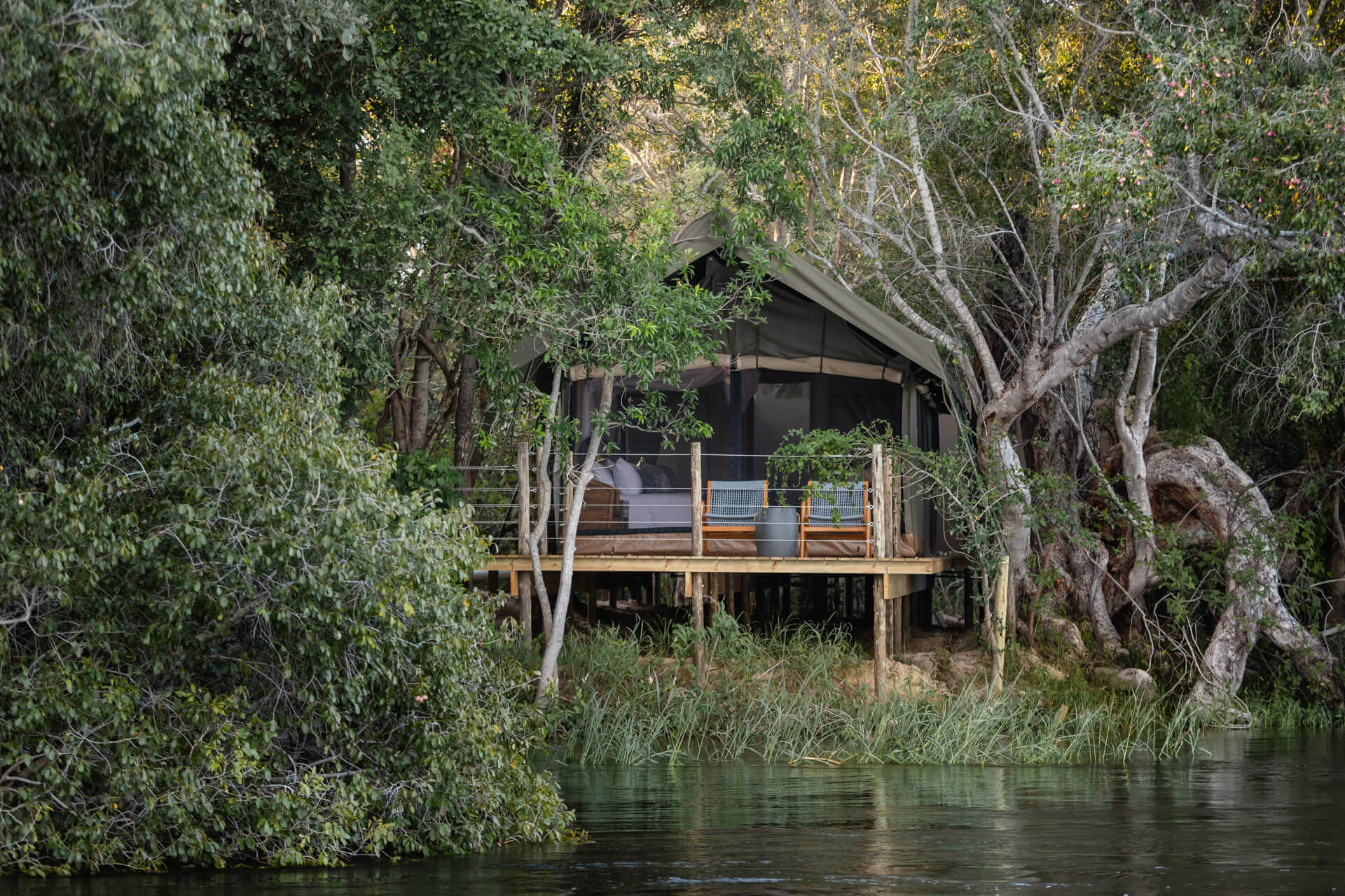 Tsowa Safari Island, Victoria Falls, Zimbabwe
